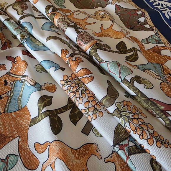 Hermès Fables d’Afrique Silk Scarf Carre Blue Animals Birds w/ Box Authenticated - Picture 1 of 16